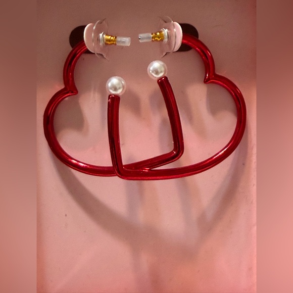 Betsey Johnson Red Valentine Heart Earrings - Picture 4 of 4